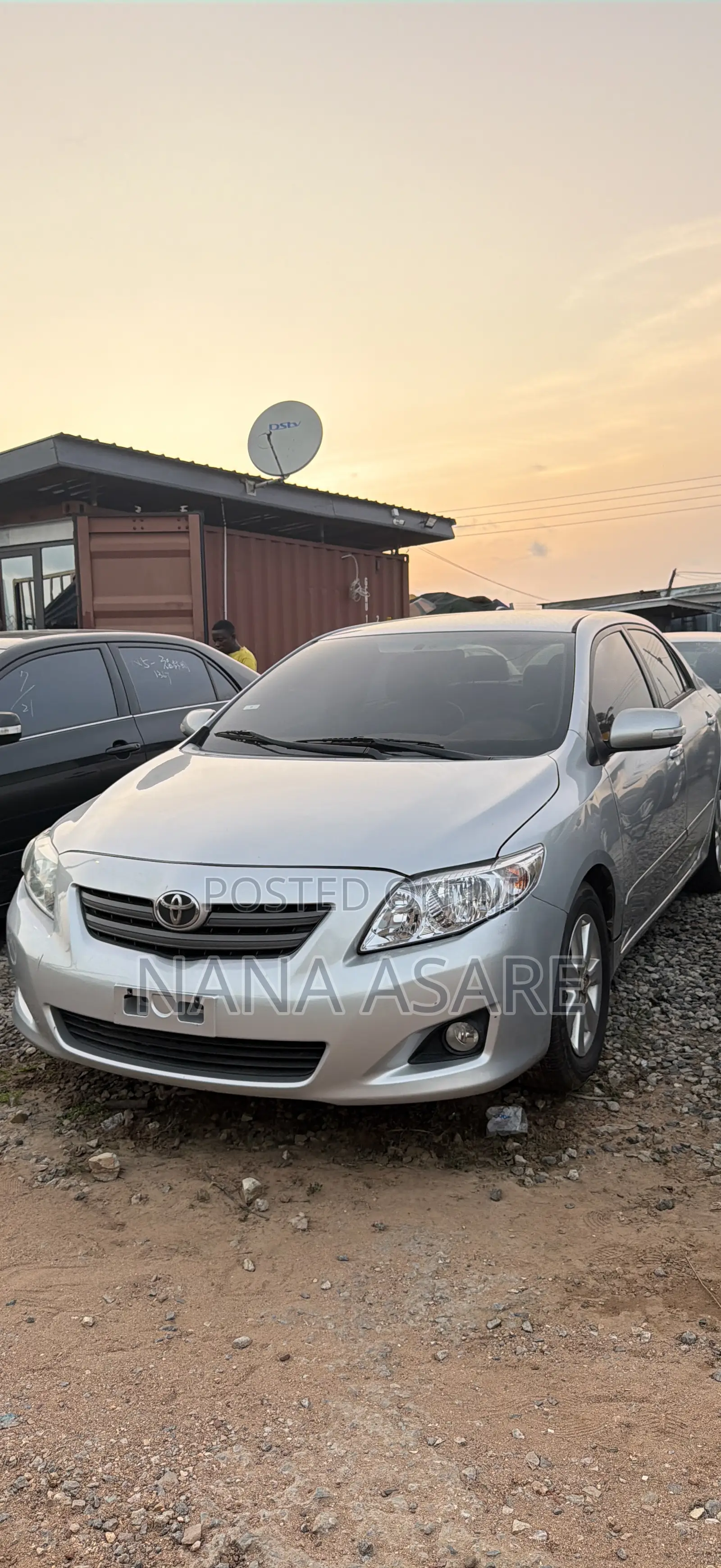 Toyota Corolla LE 4dr Sedan (1.8L 4cyl 4A) 2013 Silver