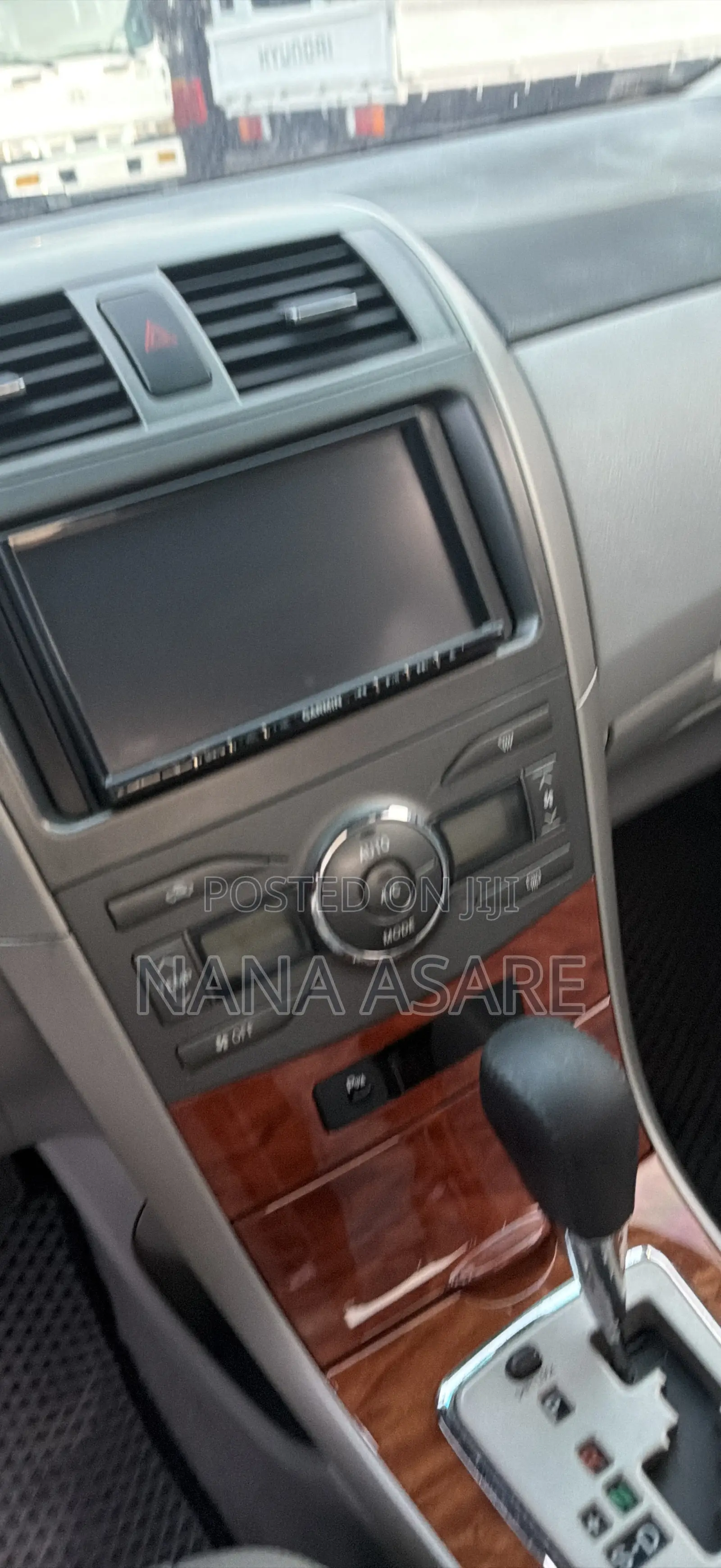 Toyota Corolla L 4dr Sedan (1.8L 4cyl 5M) 2013 Black