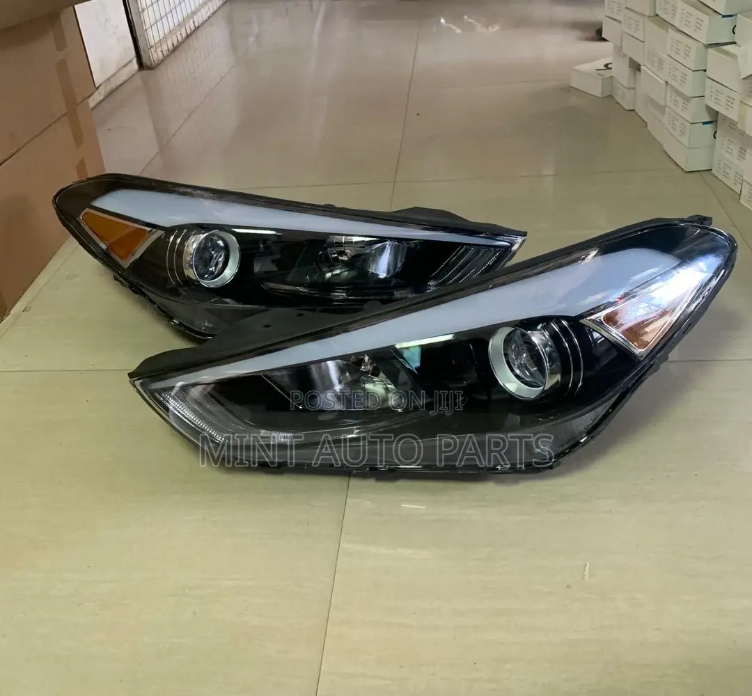 Hyundai Tucson 2018 Headlight