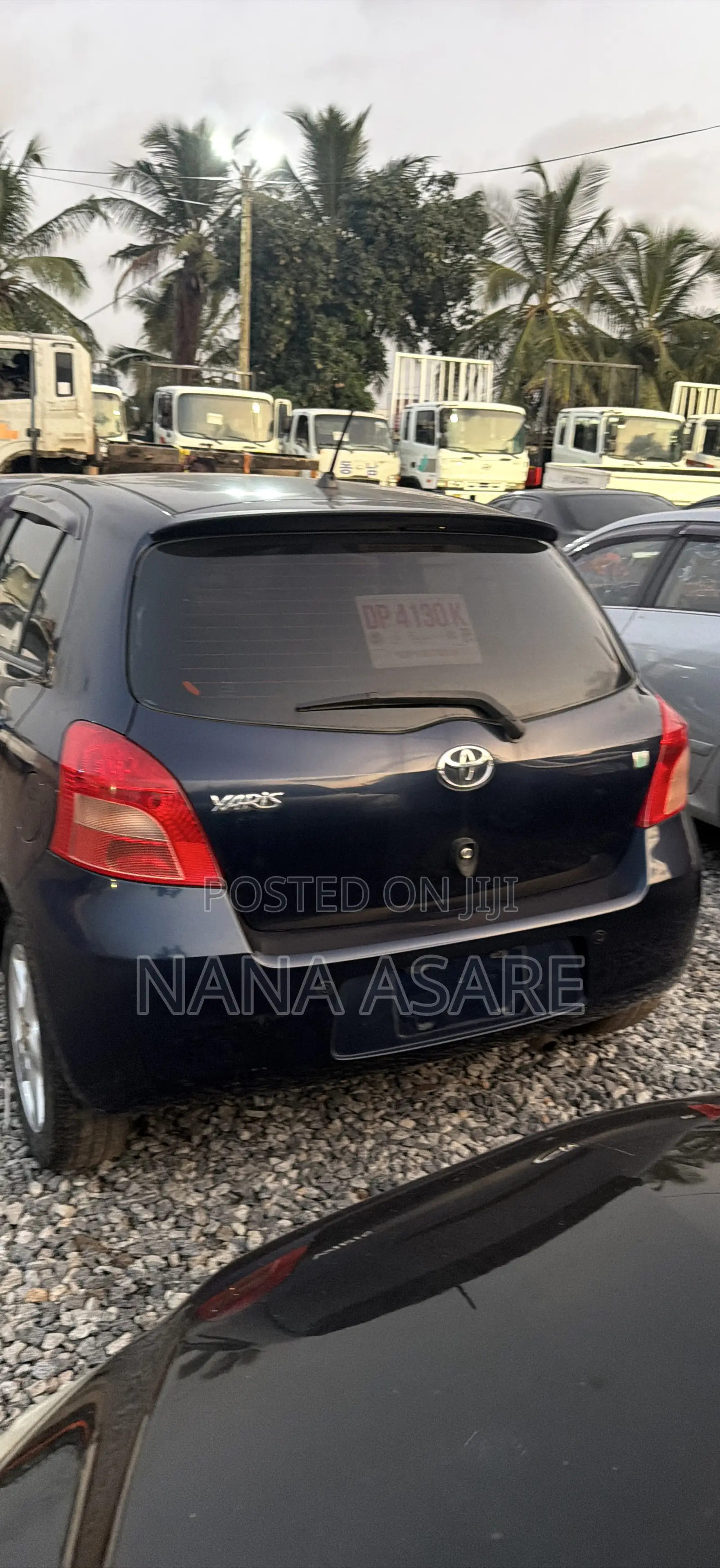 Toyota Yaris L Hatchback 5dr 2013 Blue
