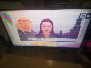 60 Inches Smart Hitachi With Blur Screen for Sale