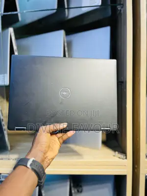 Laptop Dell Latitude 7390 8GB Intel Core i5 SSD 256GB