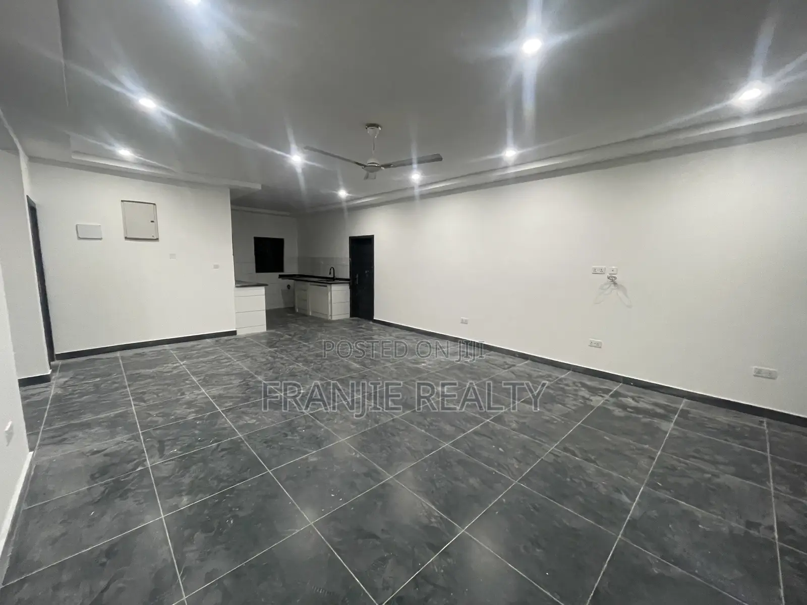 2bdrm Apartment in Franjie Realty, Bortiano for rent