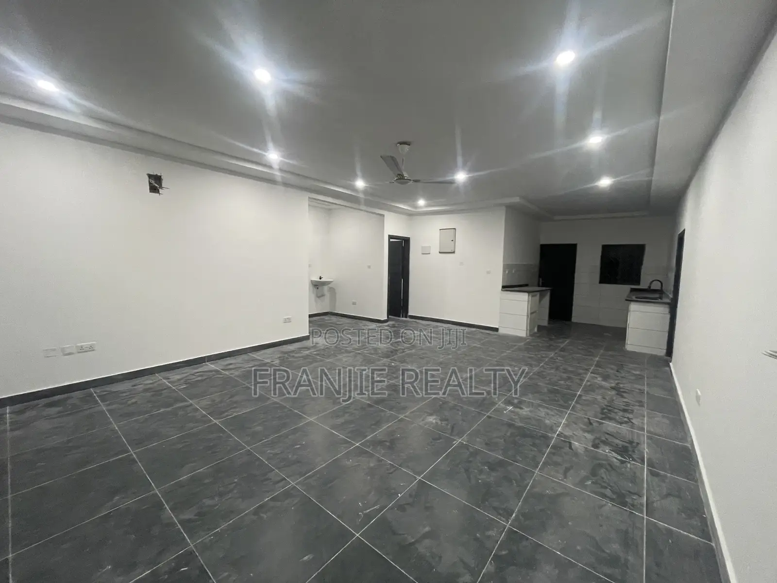2bdrm Apartment in Franjie Realty, Bortiano for rent