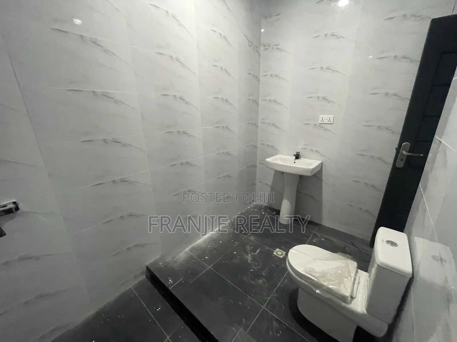 2bdrm Apartment in Franjie Realty, Bortiano for rent