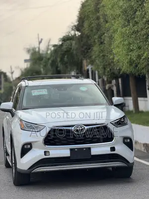 Toyota Highlander Platinum 2022 White