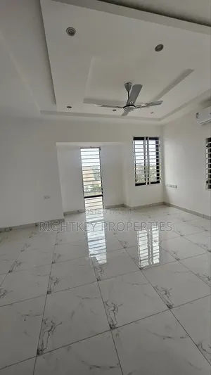 5bdrm Duplex in Santasi Anyinam, Kumasi Metropolitan for sale