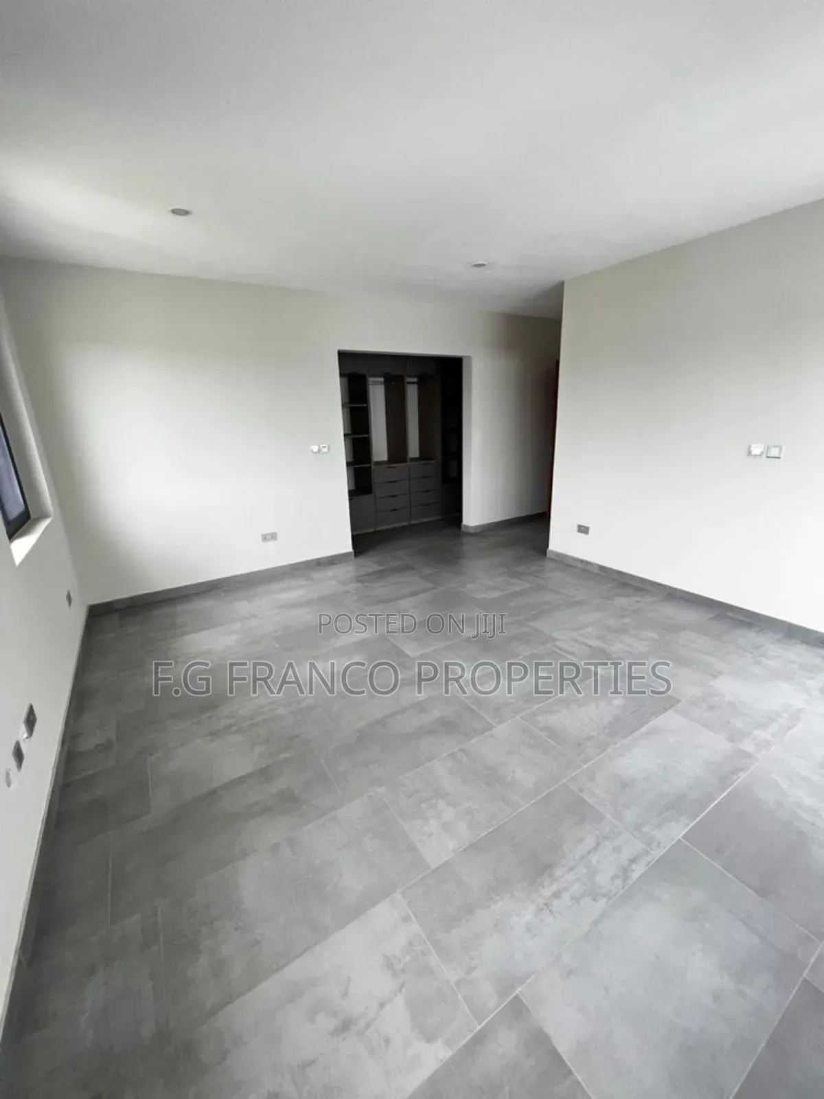 4bdrm House in Kg. Franco, Airport Residential Area for rent