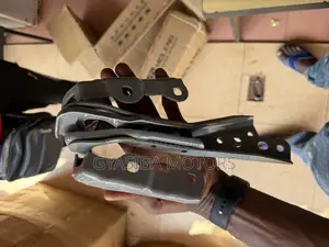 Hrv 2022-2025 Bonnet Hinges