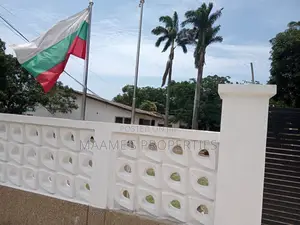 32 SQM Office Space for Rent at Cantonments Going for $900 Per Month