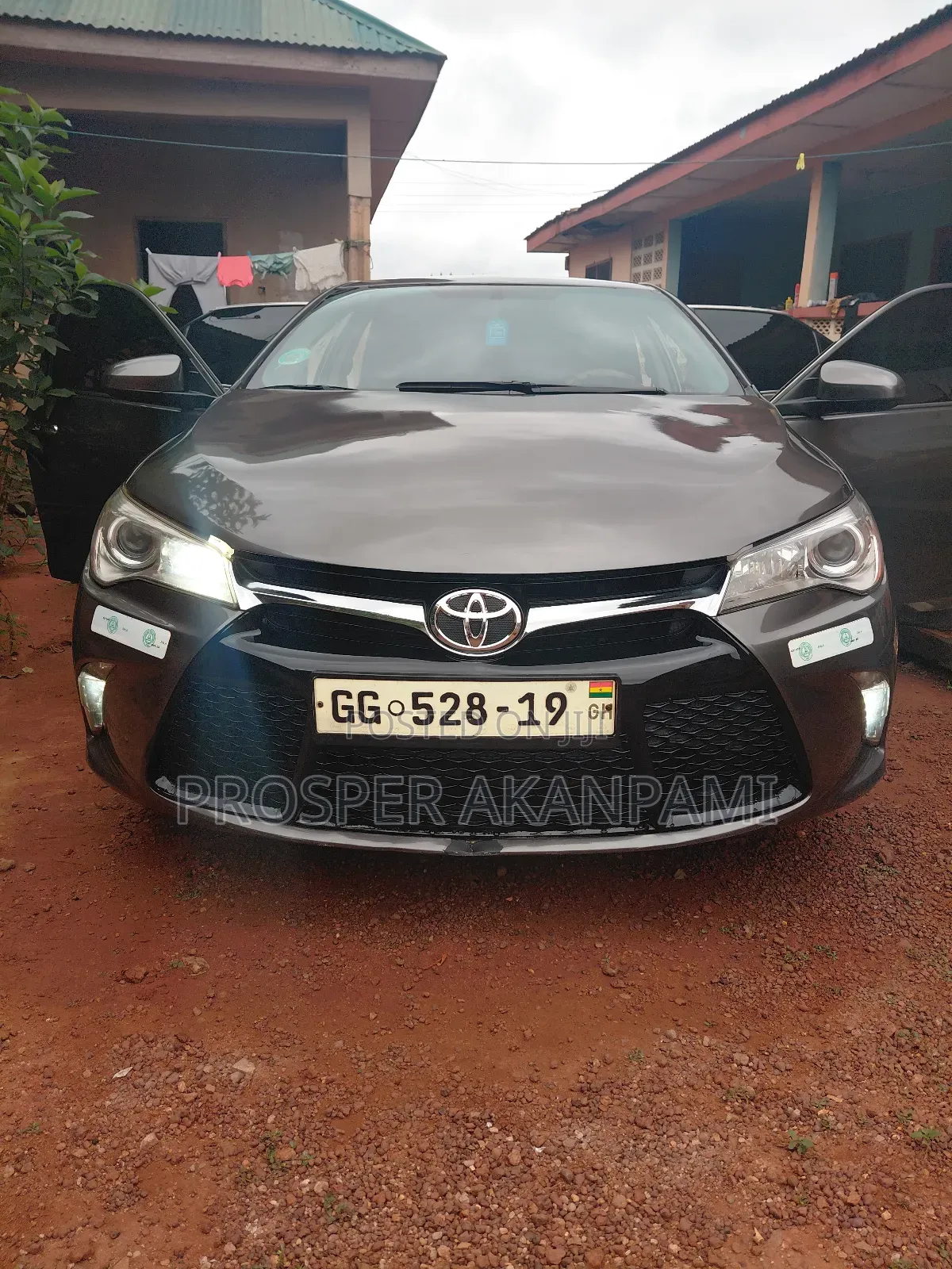 Toyota Camry SE 4dr Sedan (2.5L 4cyl 6A) 2015 Gray