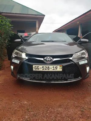 Toyota Camry SE 4dr Sedan (2.5L 4cyl 6A) 2015 Gray