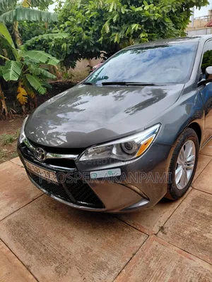 Toyota Camry SE 4dr Sedan (2.5L 4cyl 6A) 2015 Gray