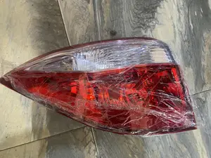 Toyota Corolla 2013-2016 Taillight