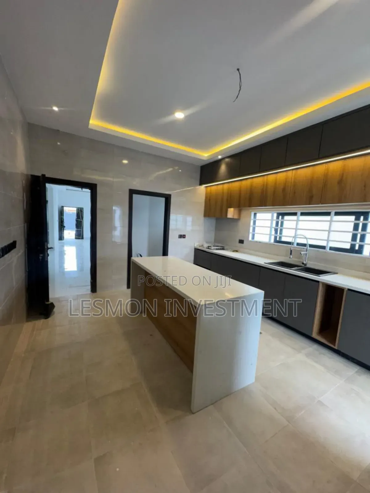 3bdrm House in Spintex for sale
