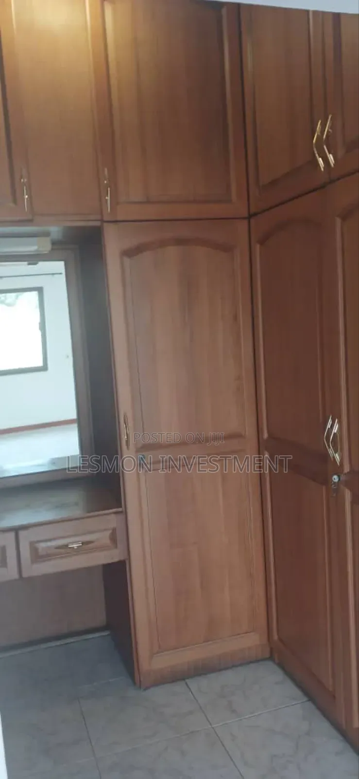 4bdrm Duplex in Spintex for rent