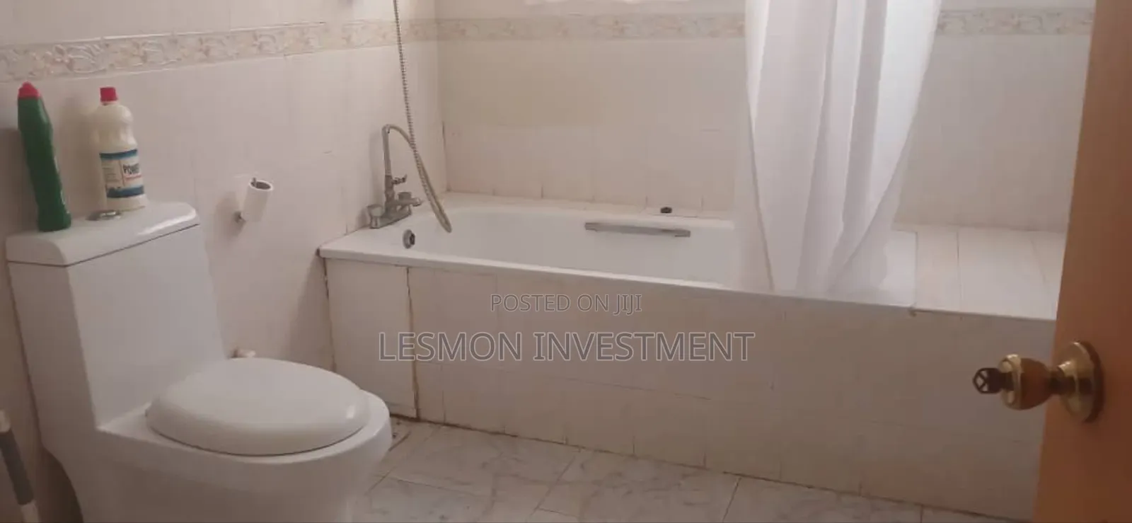 3bdrm Duplex in Spintex for sale