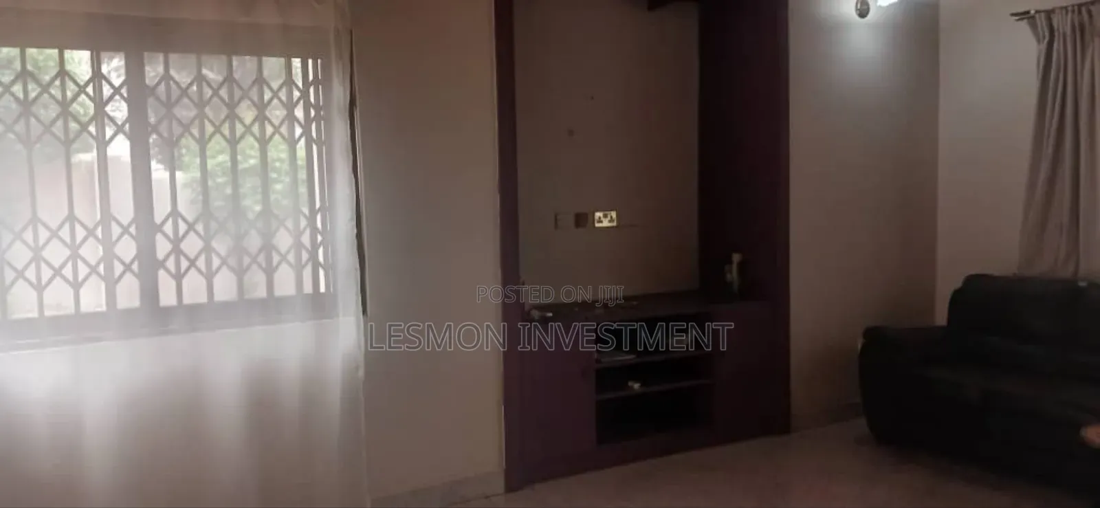 3bdrm Duplex in Spintex for sale