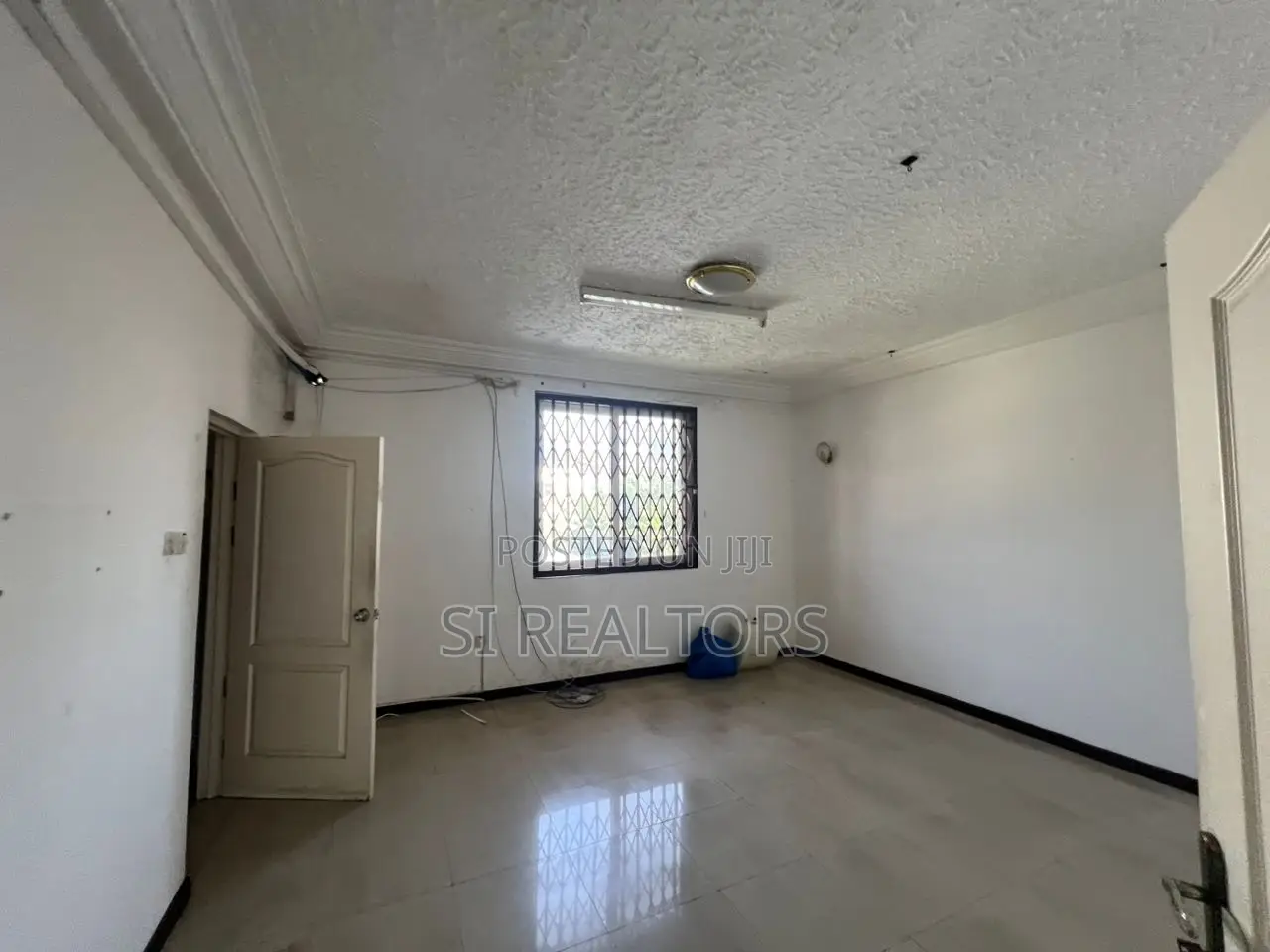 5bdrm House in Airport Residential for rent