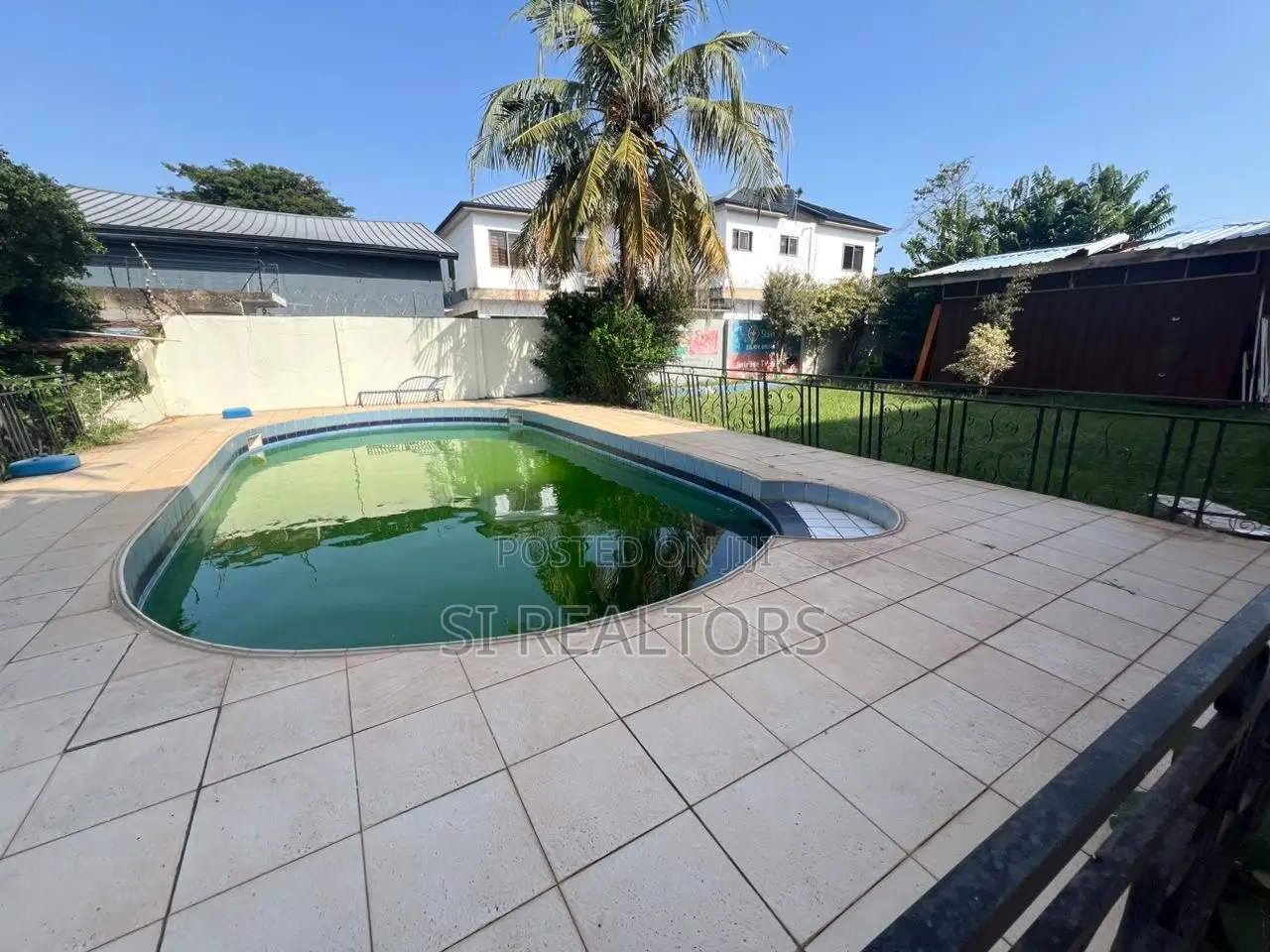 5bdrm House in Airport Residential for rent