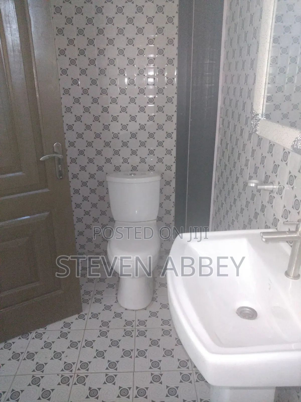 3bdrm Apartment in Adom Agency, Teshie for rent