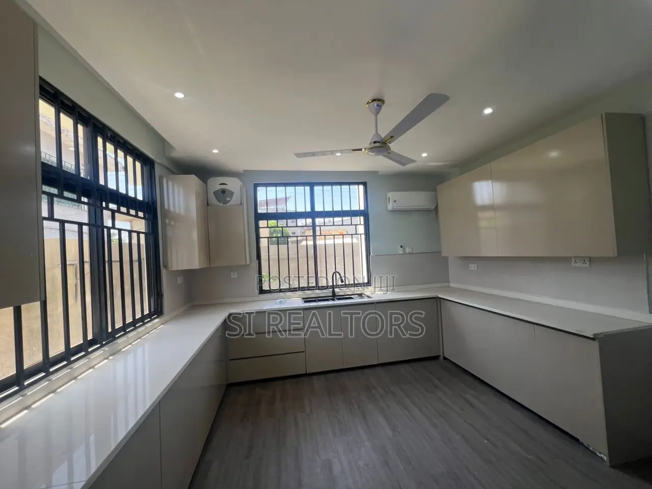 5bdrm House in Labone for rent