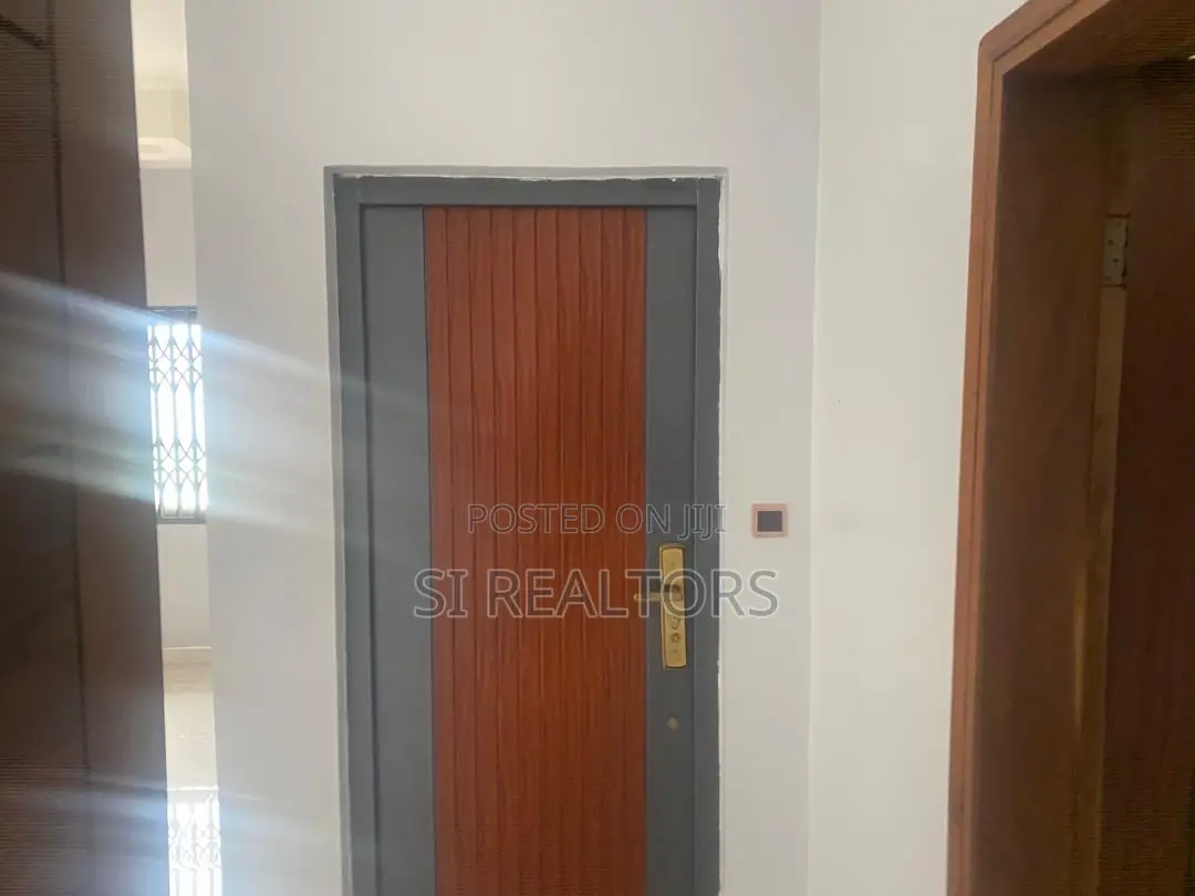 4bdrm Duplex in East Legon, Otano for rent