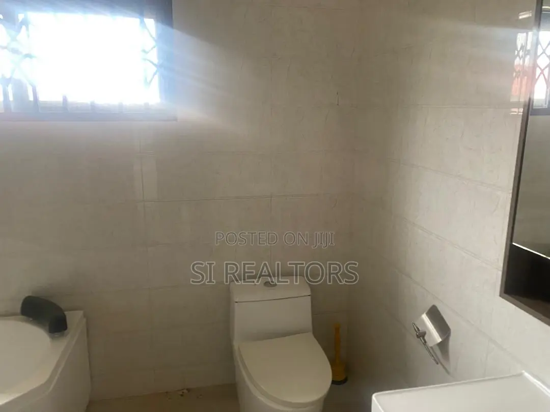 4bdrm Duplex in East Legon, Otano for rent