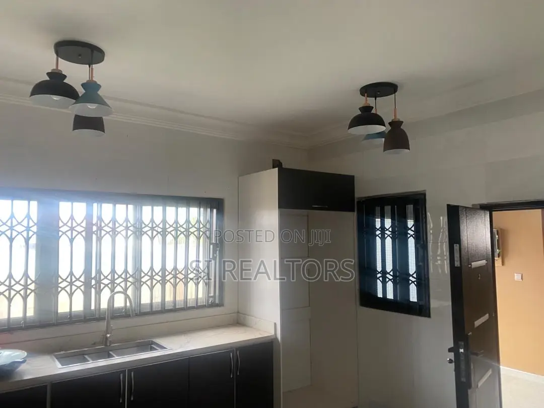 4bdrm Duplex in East Legon, Otano for rent