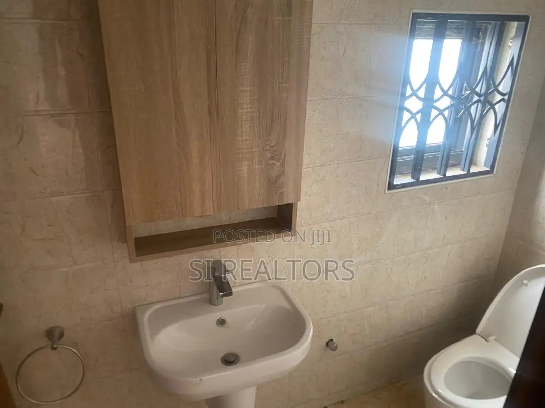 4bdrm Duplex in East Legon, Otano for rent