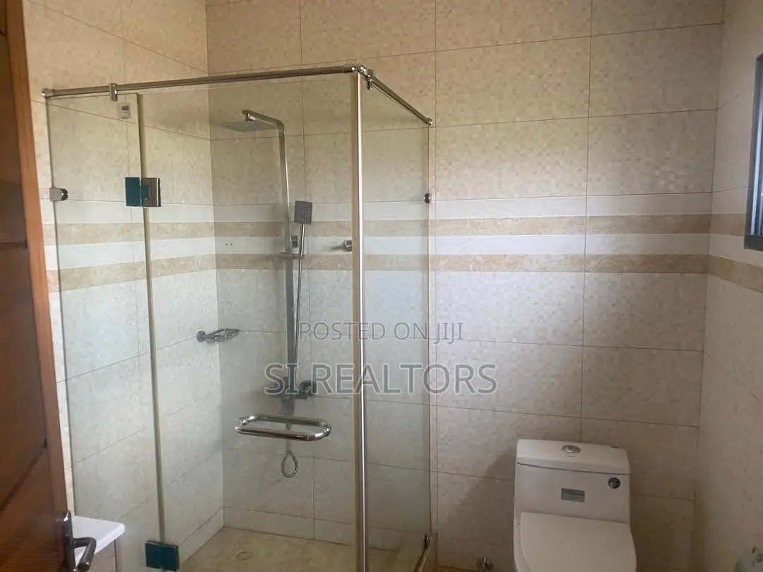 4bdrm Duplex in East Legon, Otano for rent