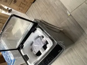 TCL 11kg Timeless Top Loader the Elegant Laundry Instrument