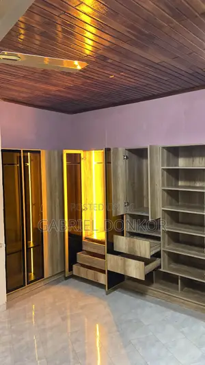 Handleless Profile Glass Doors Meet Ambient Lighting L-Shape Wardrobe