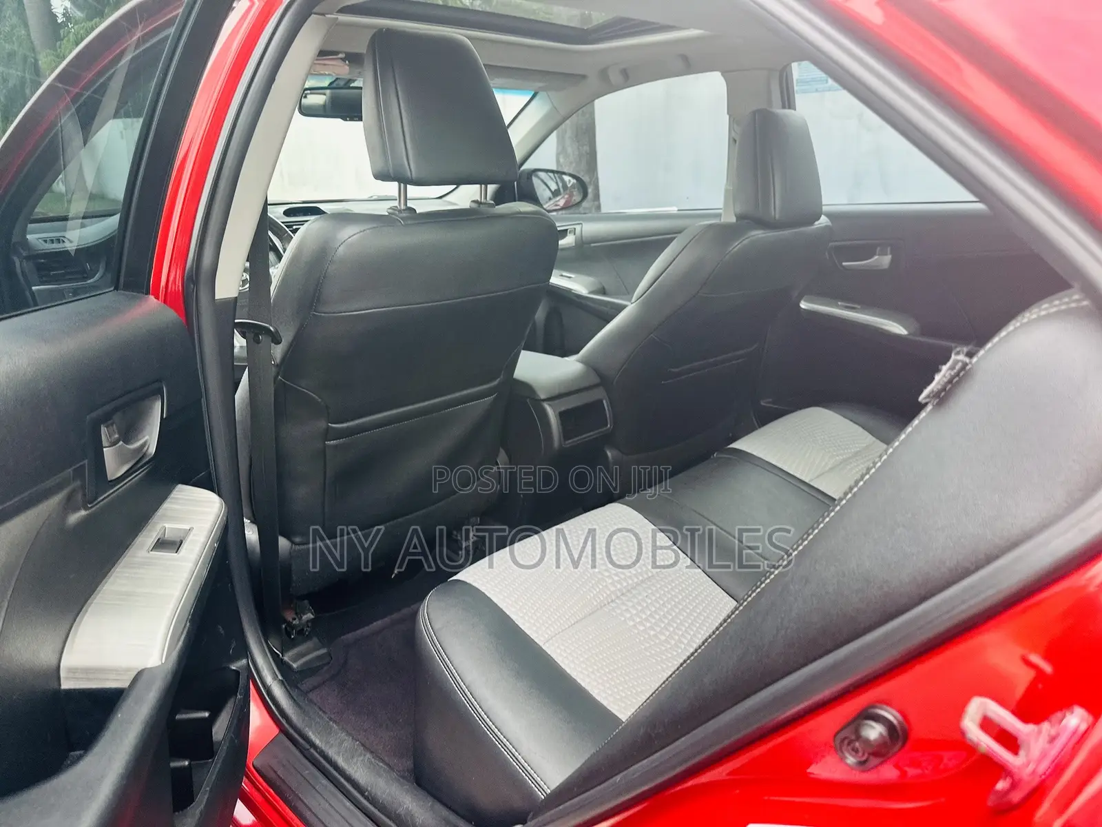 Toyota Camry SE 4dr Sedan (3.5L 6cyl 6A) 2014 Red