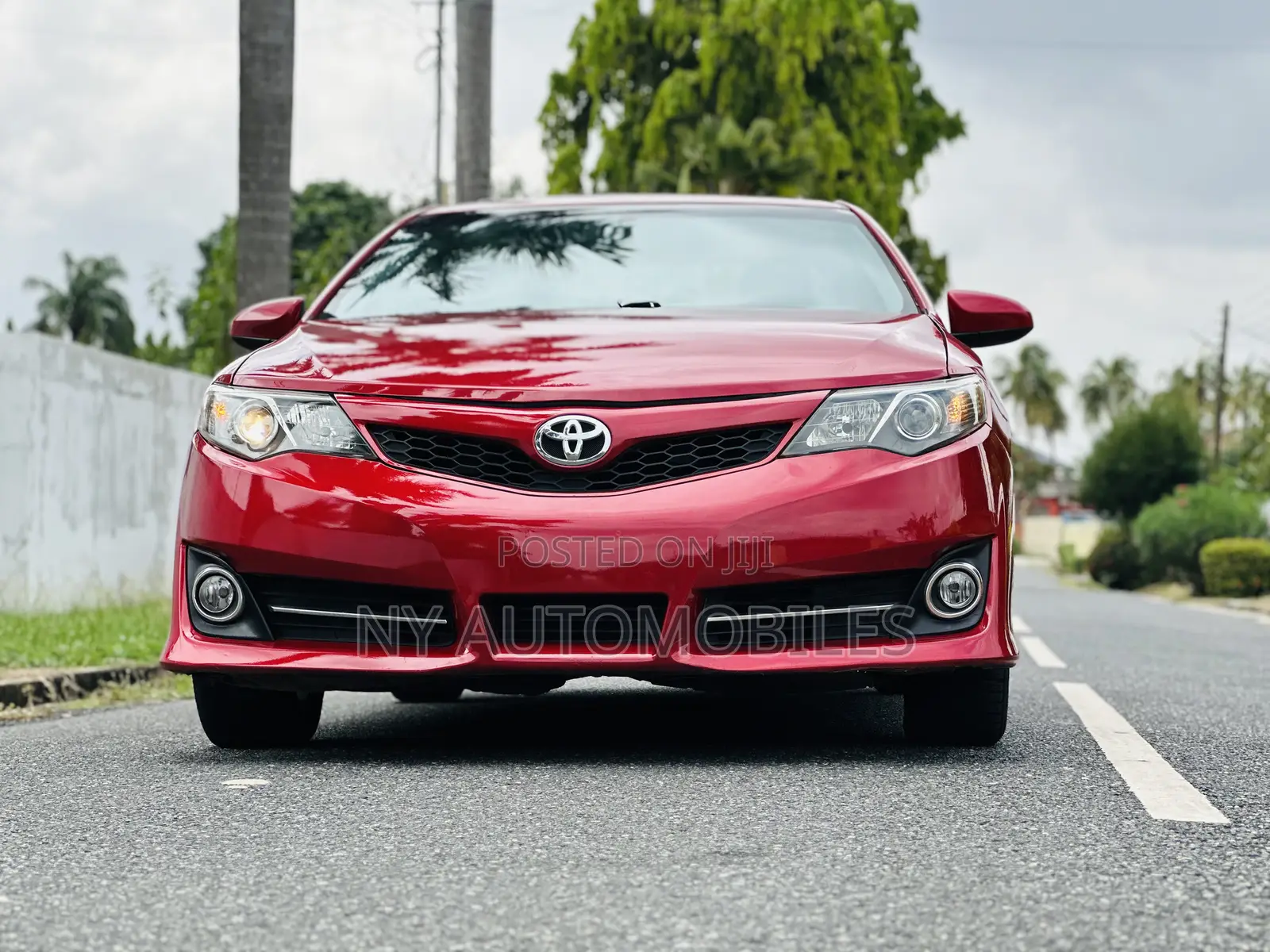 Toyota Camry SE 4dr Sedan (3.5L 6cyl 6A) 2014 Red
