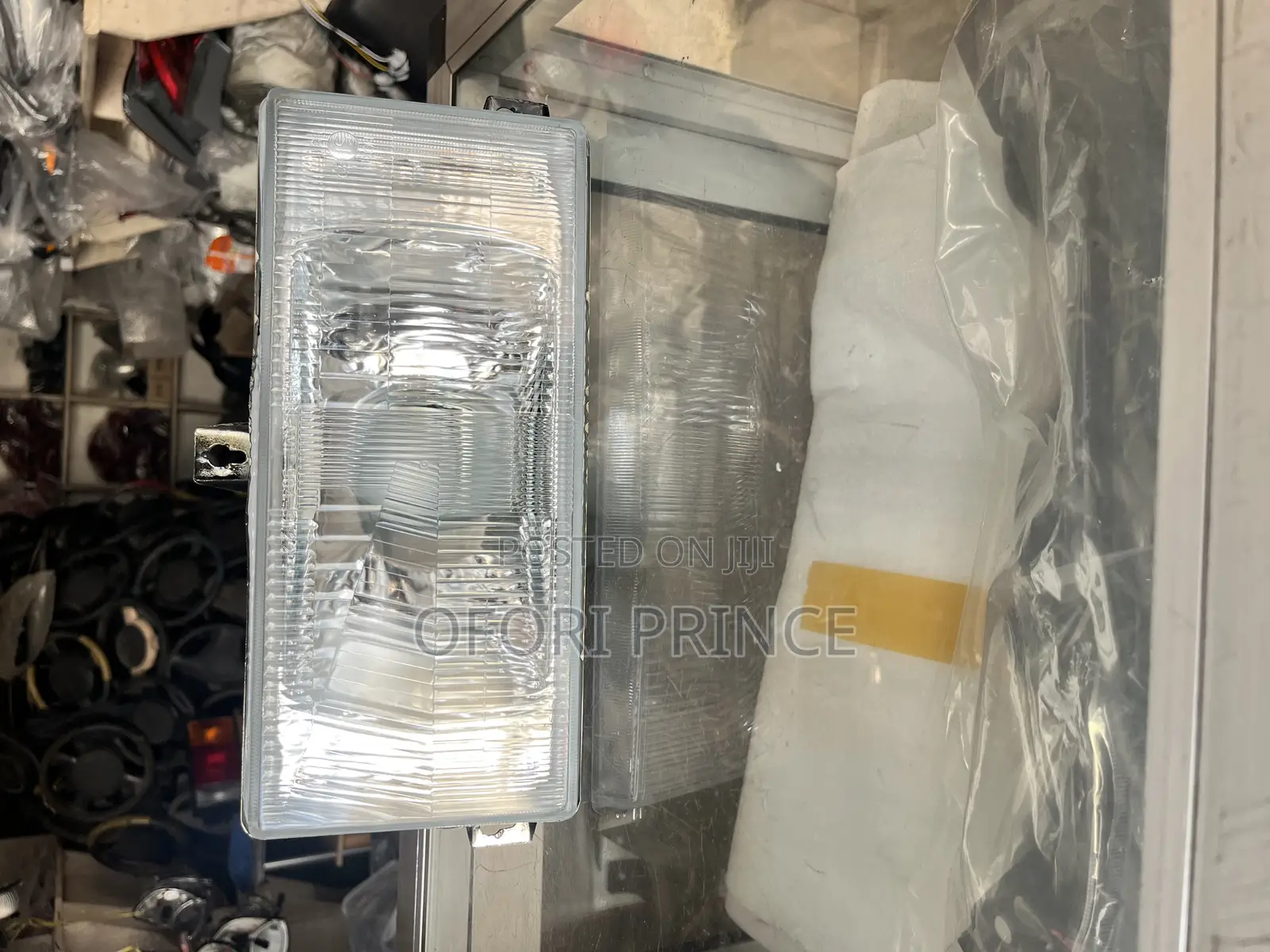 Kia Rhino 1 Headlight