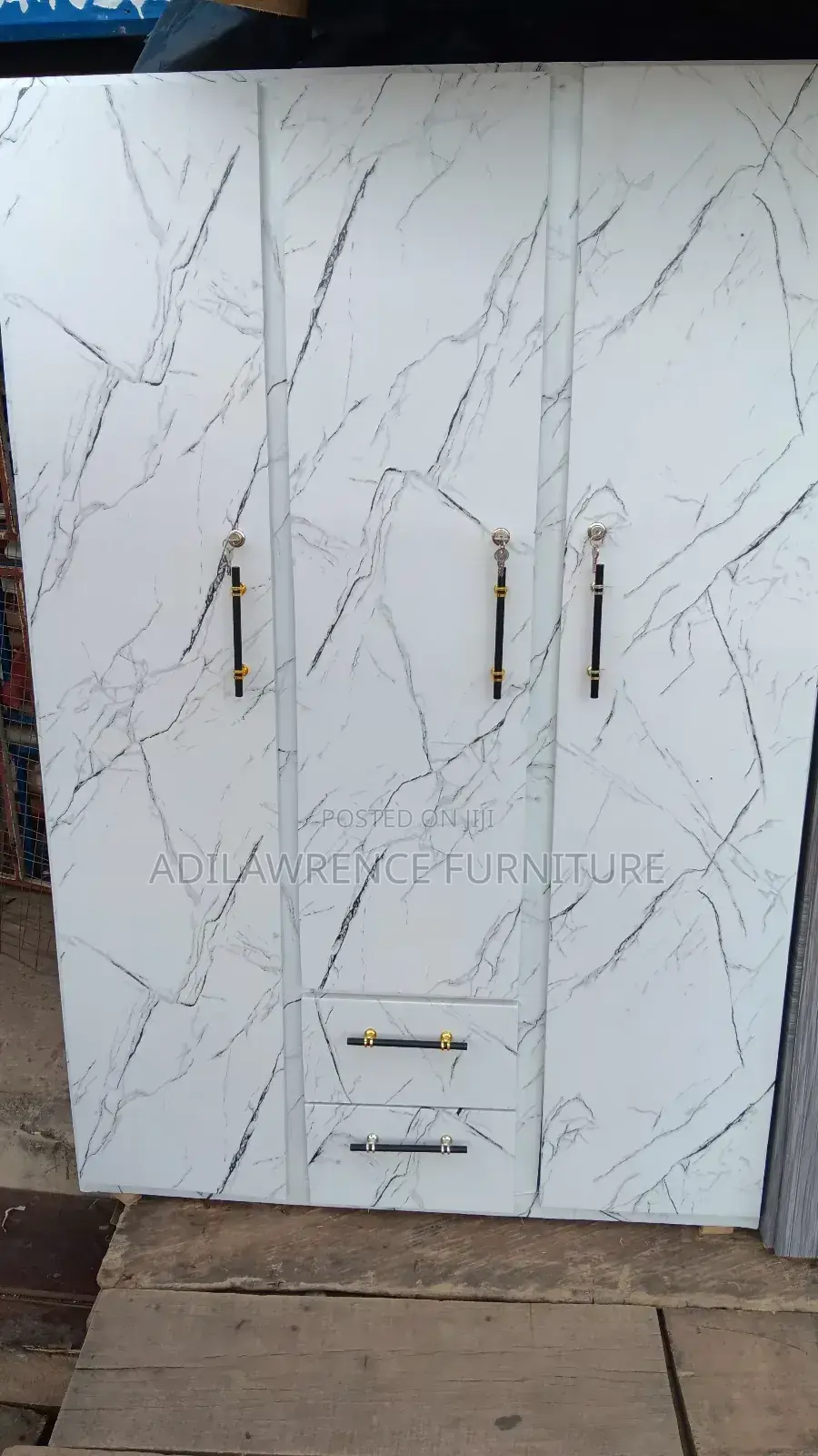 2/1 With 3 Doors Wardrobes