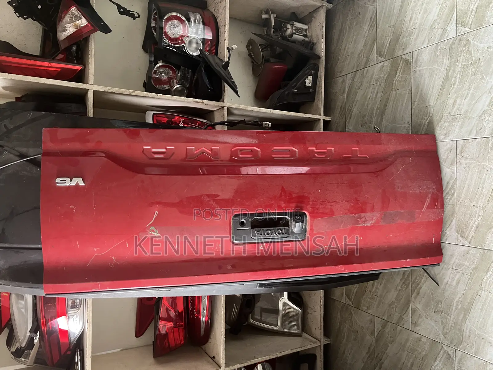 Toyota Tacoma 2018-2020 Tail Board