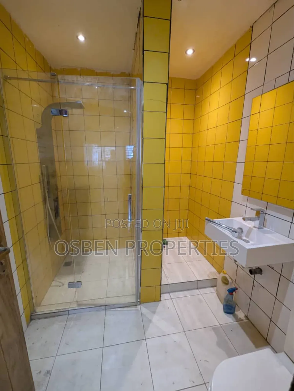4bdrm House in Osben Properties, Adjiriganor for sale