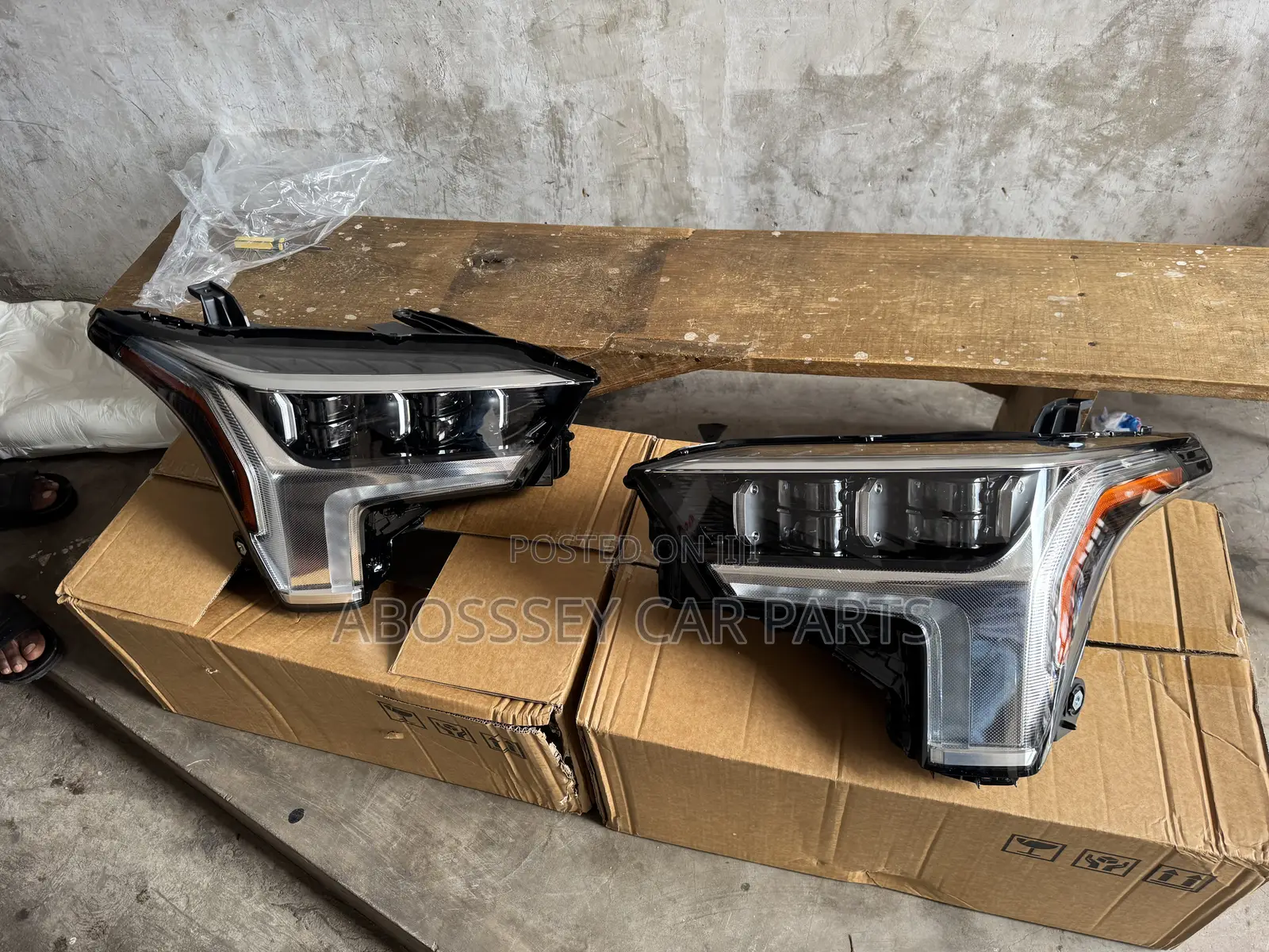Toyota Tundra 2022, 2023, 2024 And 2025 Headlight Available