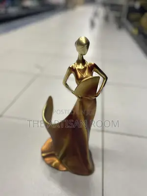 Golden Muse Wine Cradle