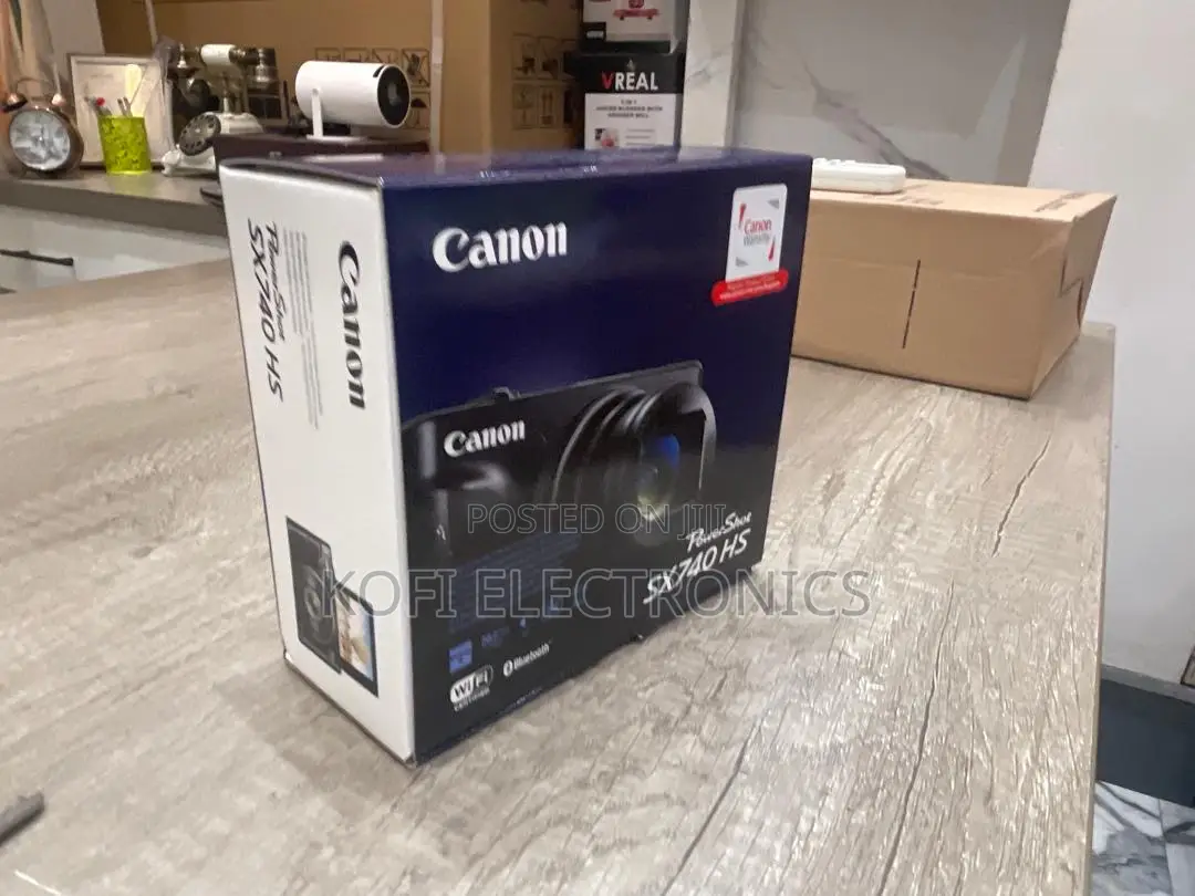 Powershot Sx740 a Vintage Lens in Your Palm