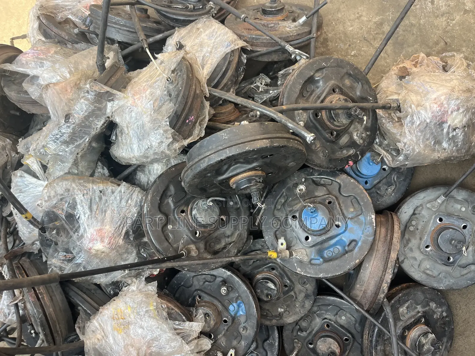 Toyota Corolla S, Yaris and Vits and All Kinds of Back Hubs Complete