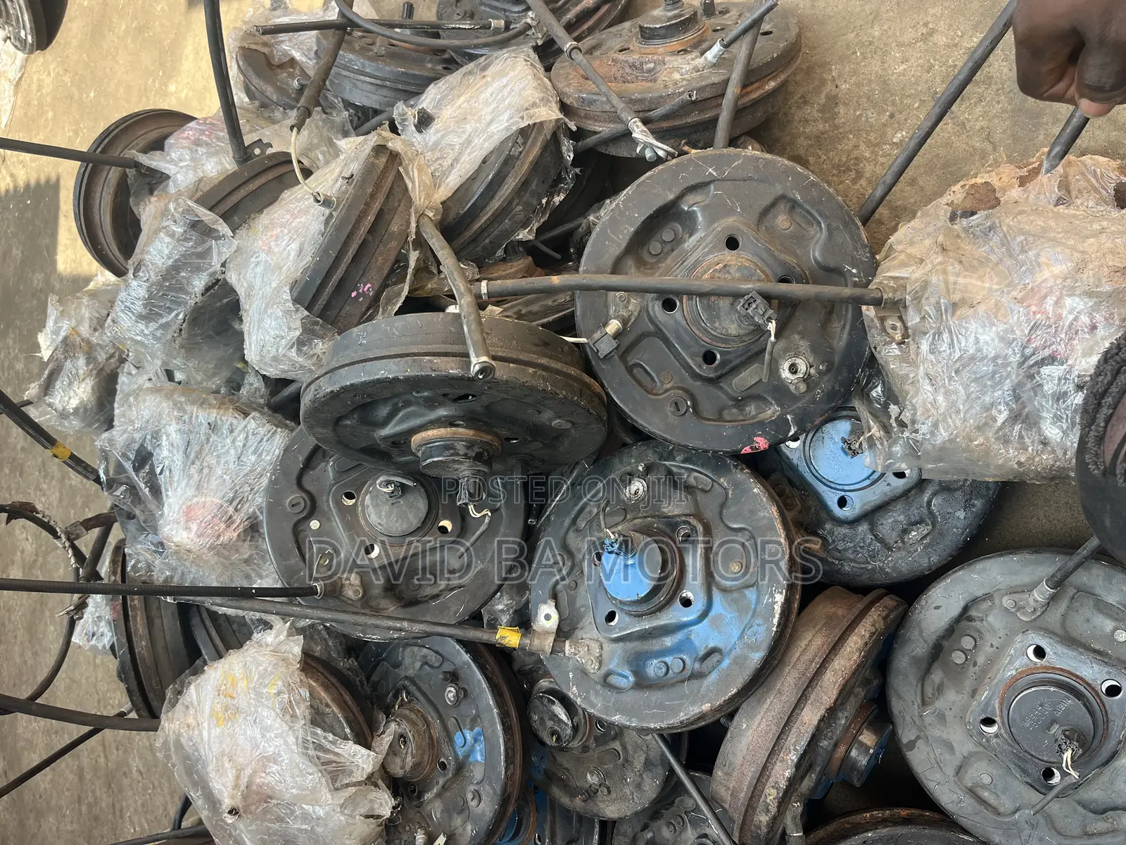 Toyota Corolla S, Yaris and Vits and All Kinds of Back Hubs Complete