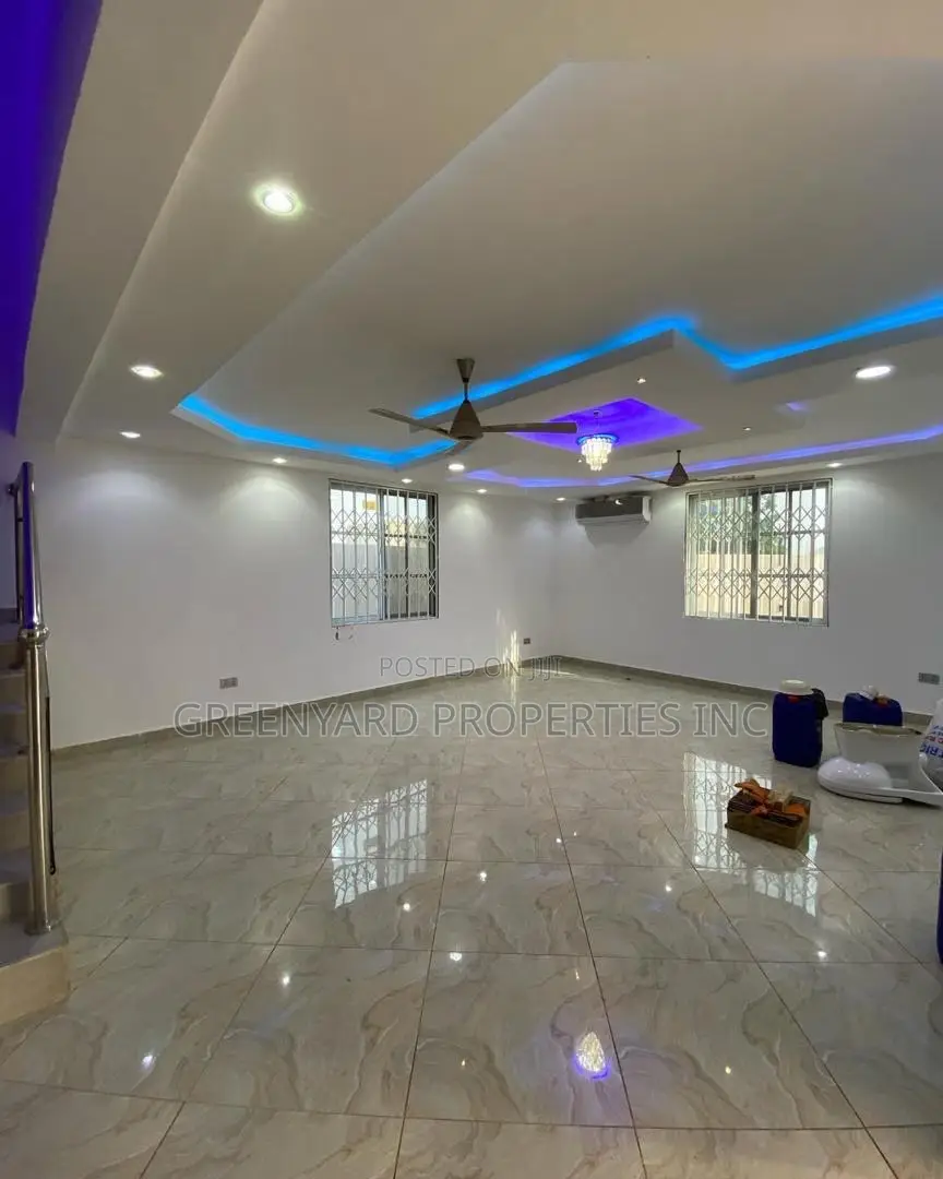 4bdrm House in East Legon for rent
