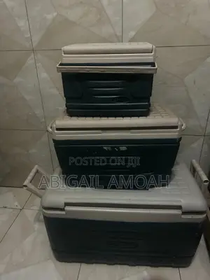 A 4 Set Ice Chest for Sale. Can Be Used You Both Industrial and Home