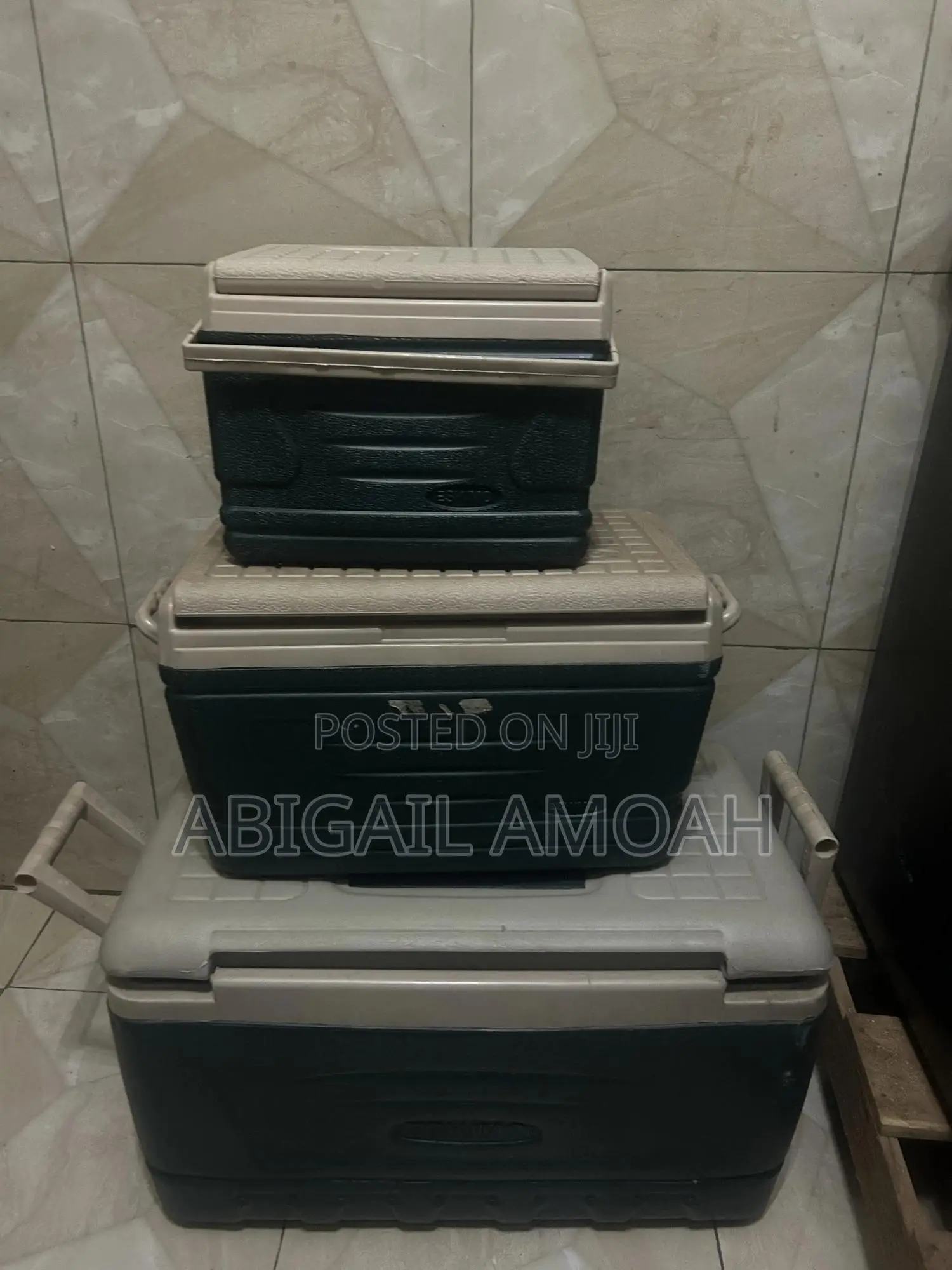A 4 Set Ice Chest for Sale. Can Be Used You Both Industrial and Home