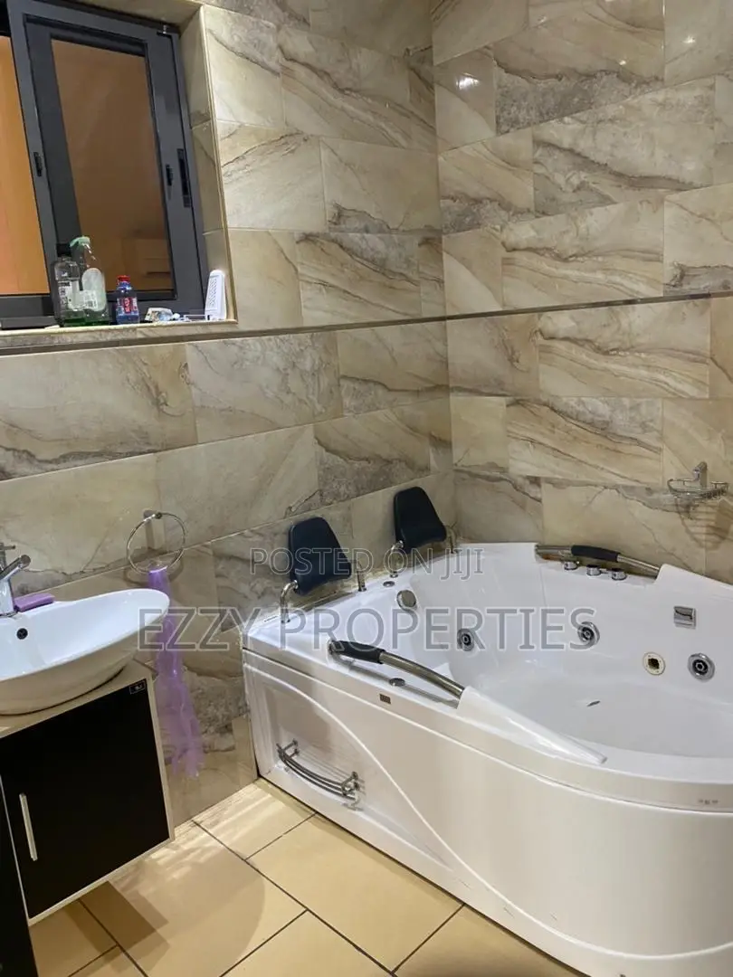 5bdrm House in Trasaco, East Legon for rent