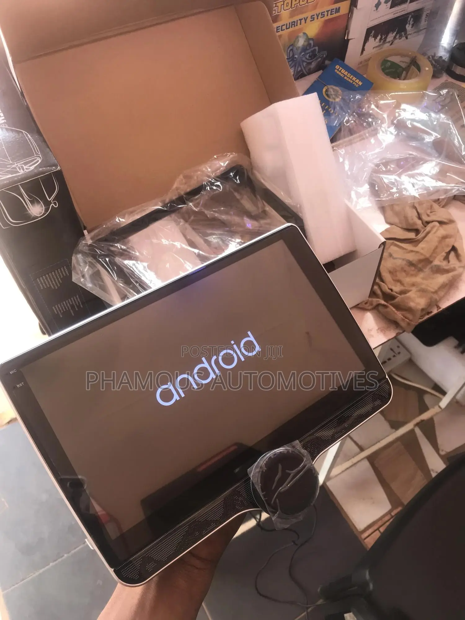 One-Nob Touch Screen