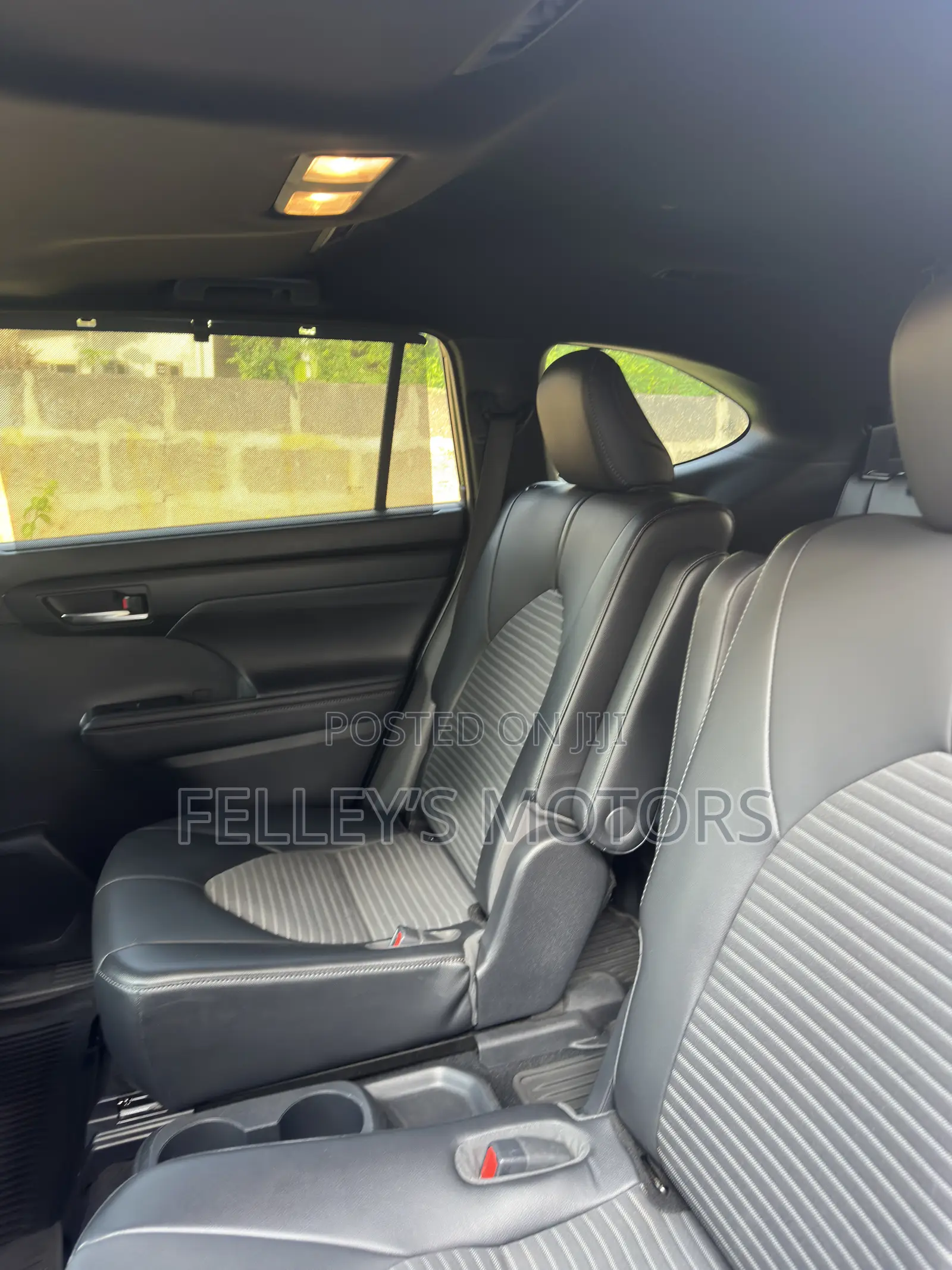 Toyota Highlander XLE 2021 Black